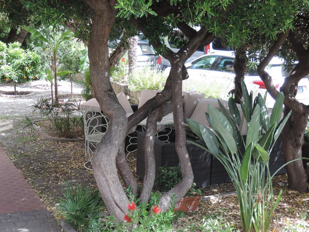 Hotel La Scogliera Bordighera Εξωτερικό φωτογραφία