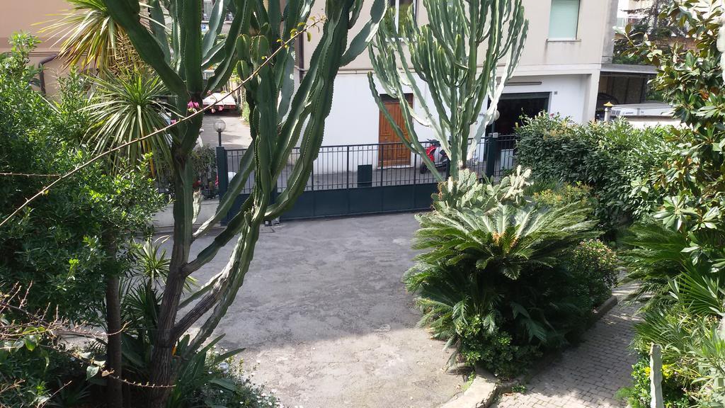 Hotel La Scogliera Bordighera Εξωτερικό φωτογραφία
