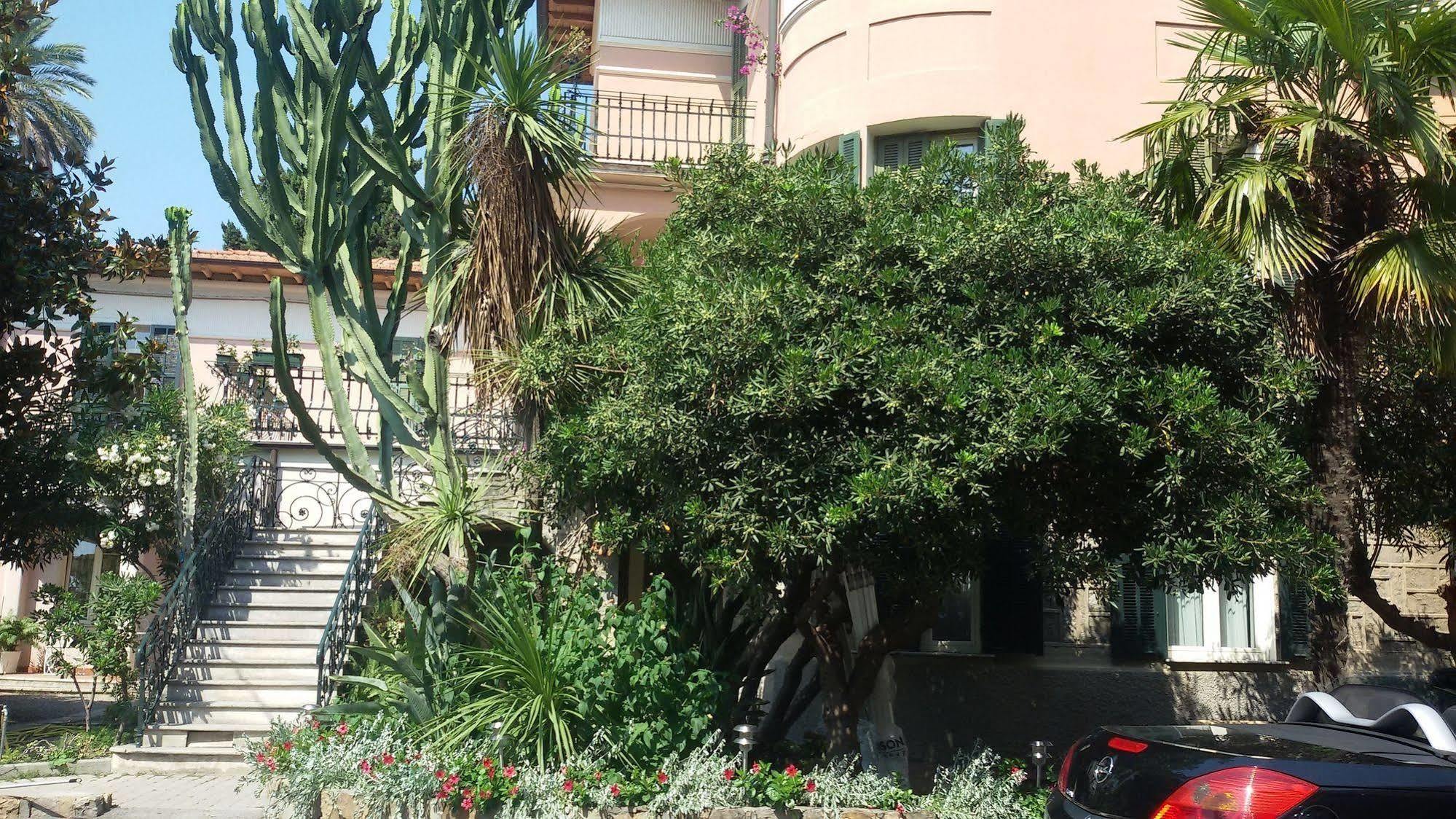 Hotel La Scogliera Bordighera Εξωτερικό φωτογραφία